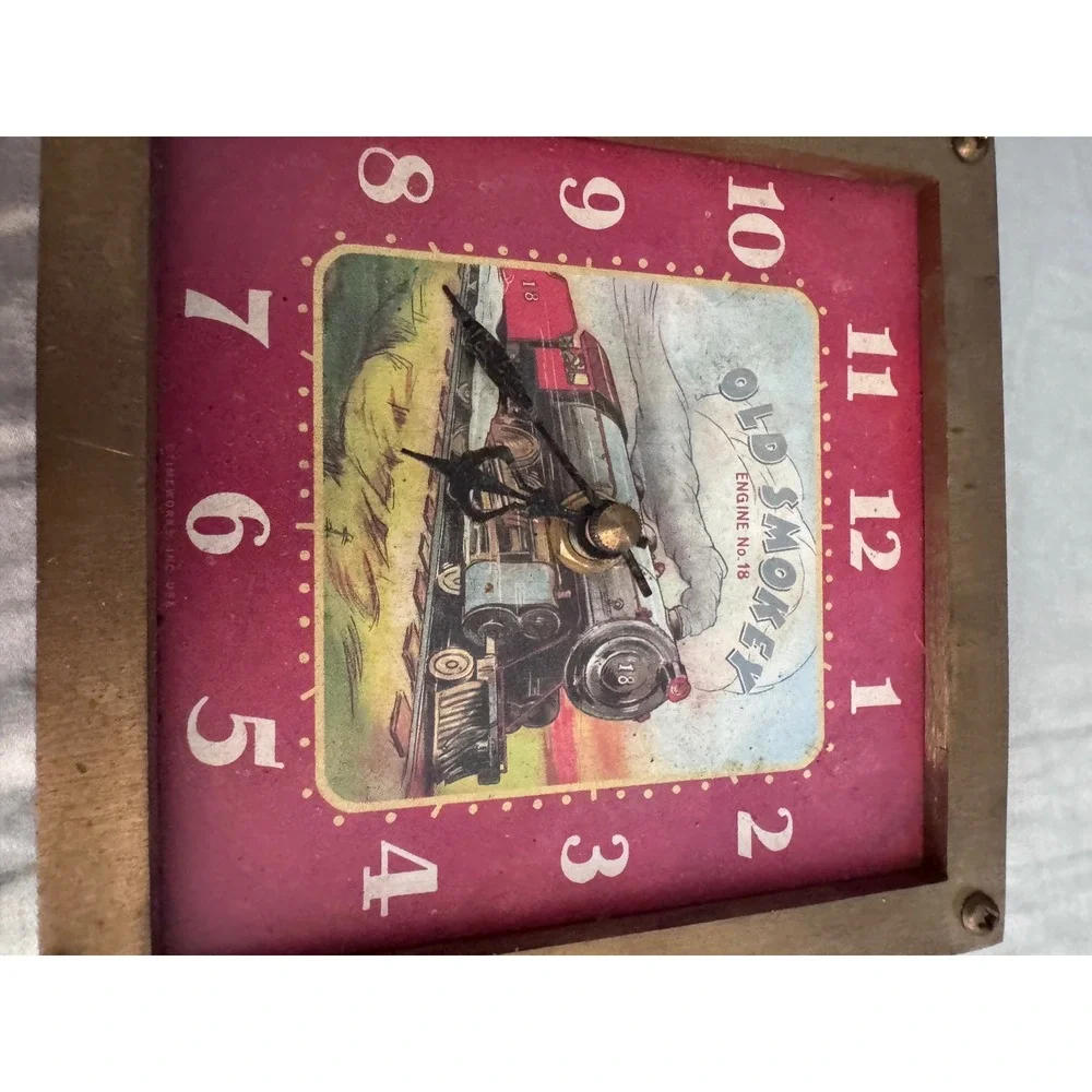 Timeworks Inc Old Smokey Engine No 18 Train Wall Clock Vintage Brass Frame USA